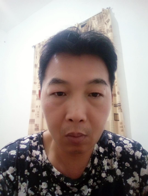 繁华哀伤的第一张照片--莆田交友网