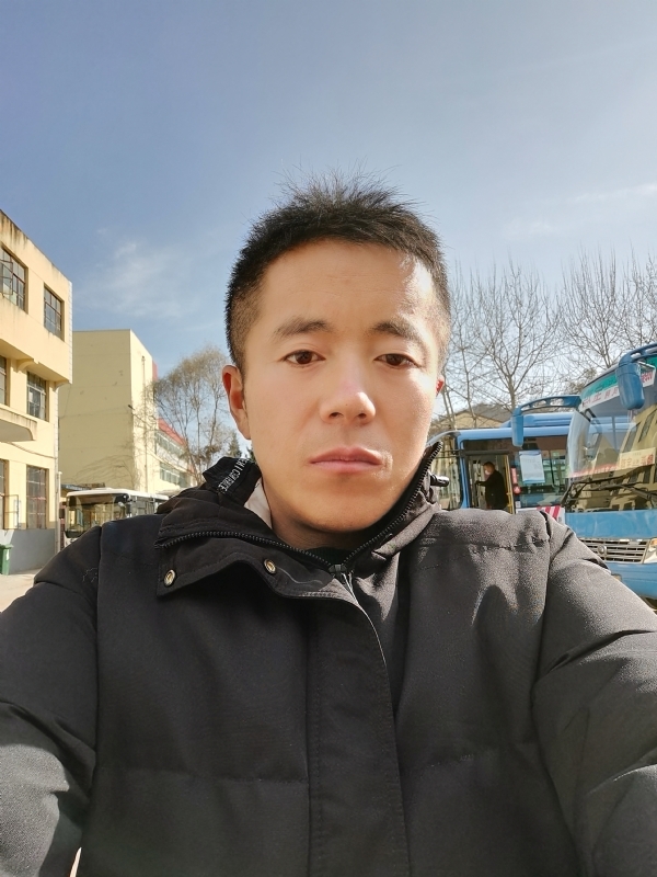 孤独的云的第一张照片--莆田交友网
