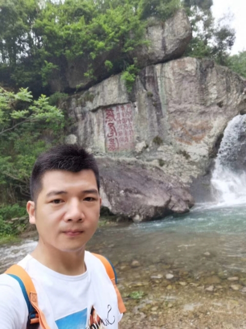 愿得一人心的第一张照片--莆田交友网