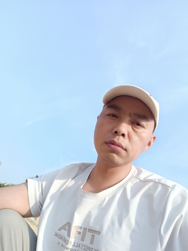 哥哥的第一张照片--莆田交友网