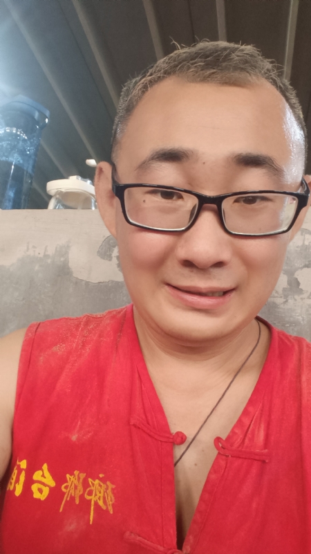黑黑一笑的第二张照片--莆田交友网