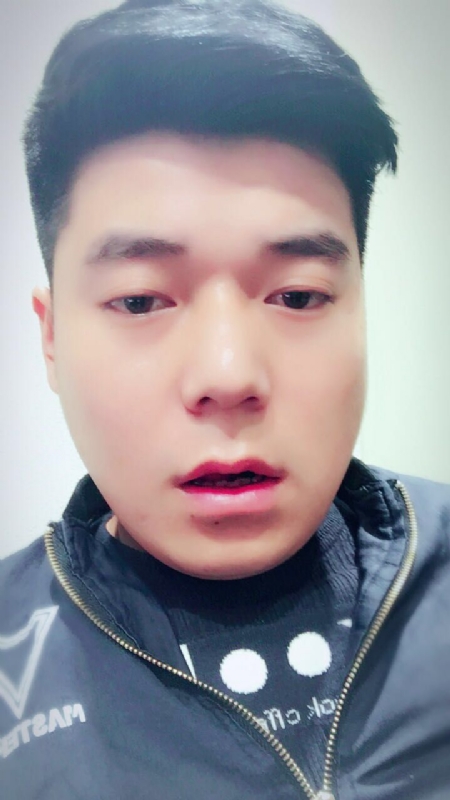 风向决定发型的第一张照片--莆田交友网